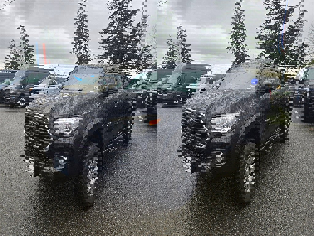 Used 2018 Toyota Tacoma 4x4 Double Cab image 1