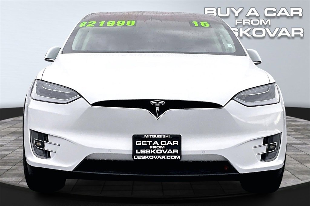 Used 2016 Tesla Model X 90D image 3