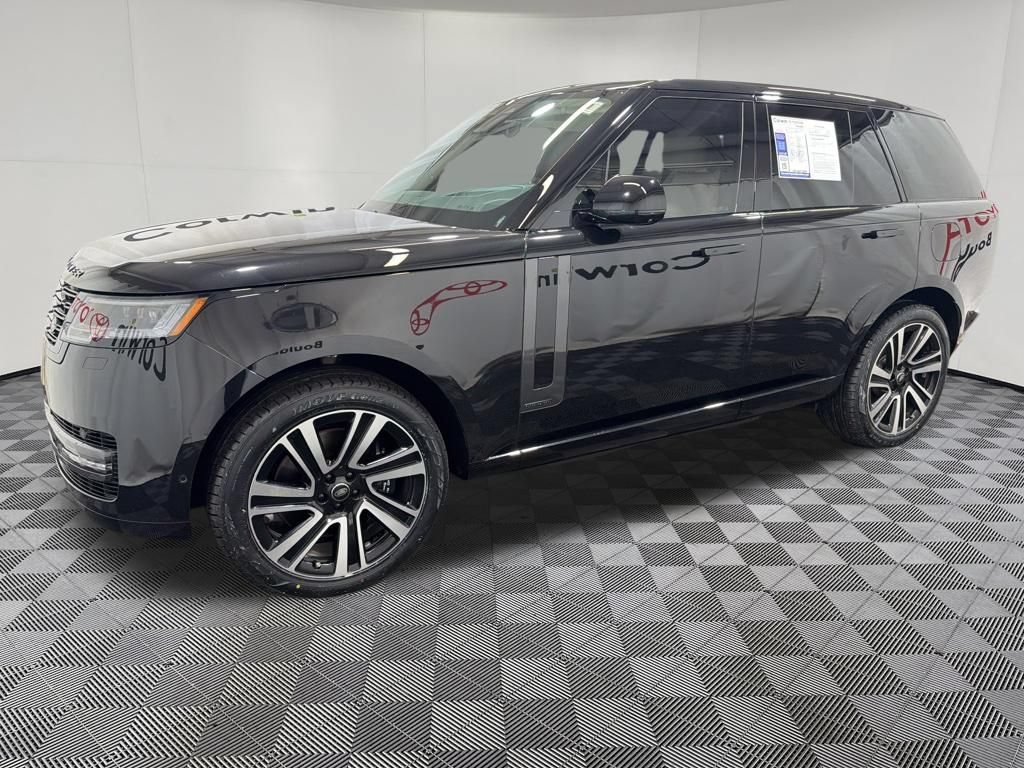 Used 2025 Land Rover Range Rover Autobiography AWD/4WD image 4