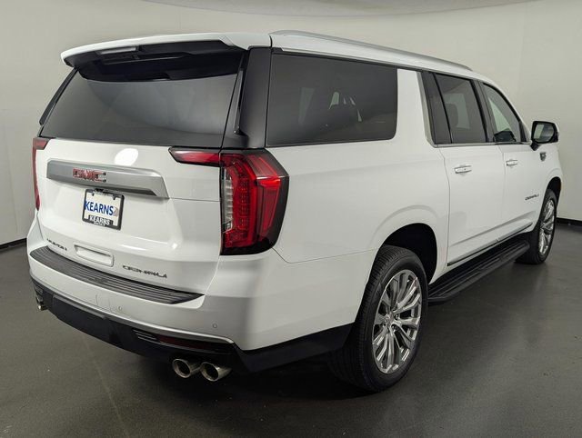 Used 2024 GMC Yukon XL Denali image 7