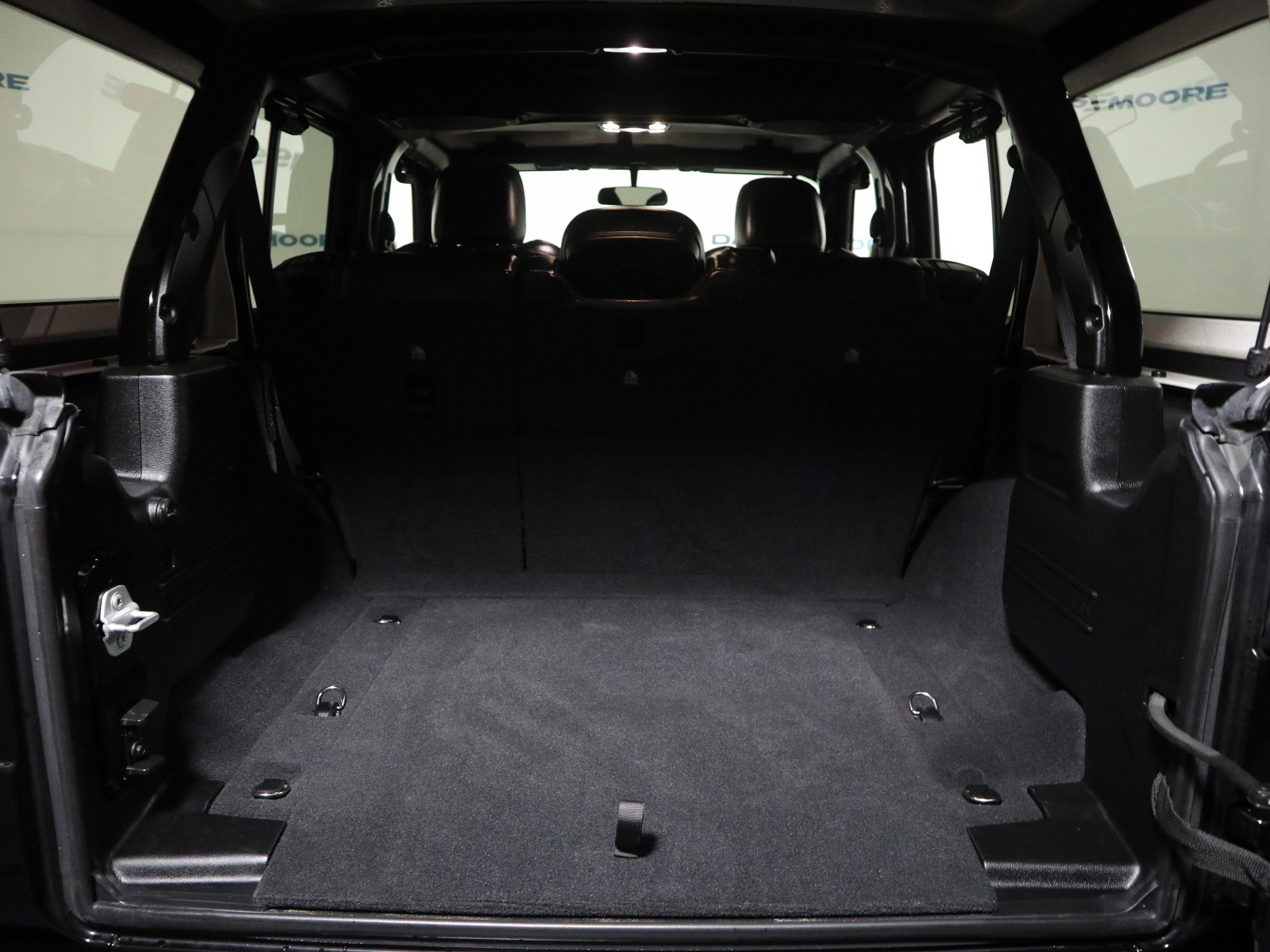 Used 2021 Jeep Wrangler Unlimited Sahara image 8