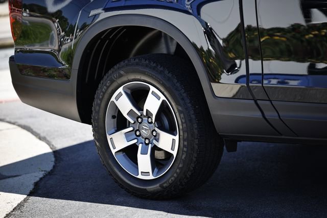 Certified 2024 Honda Ridgeline RTL image 11