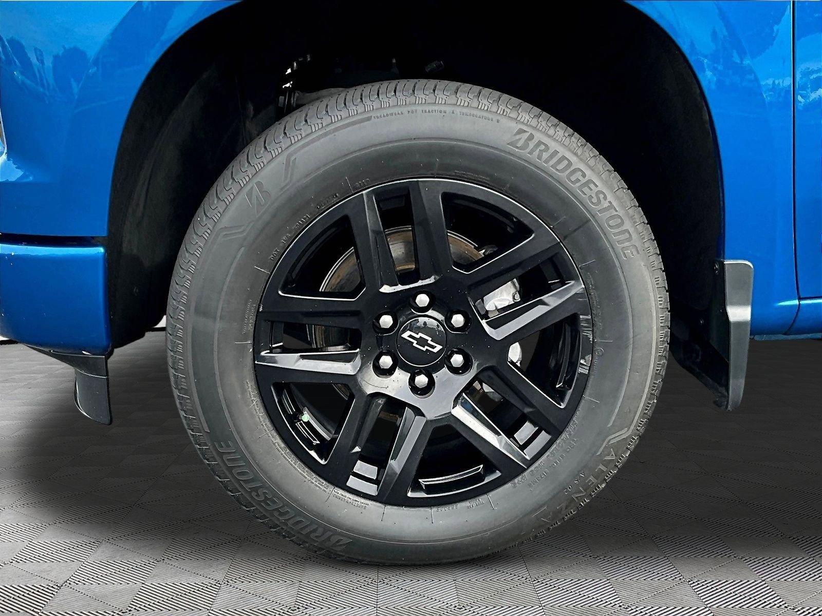 Used 2024 Chevrolet Silverado 1500 Custom w/ LPO, Dark Essentials Package AWD/4WD image 33