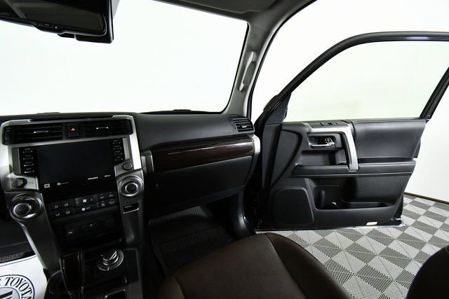 Used 2023 Toyota 4Runner Limited image 20