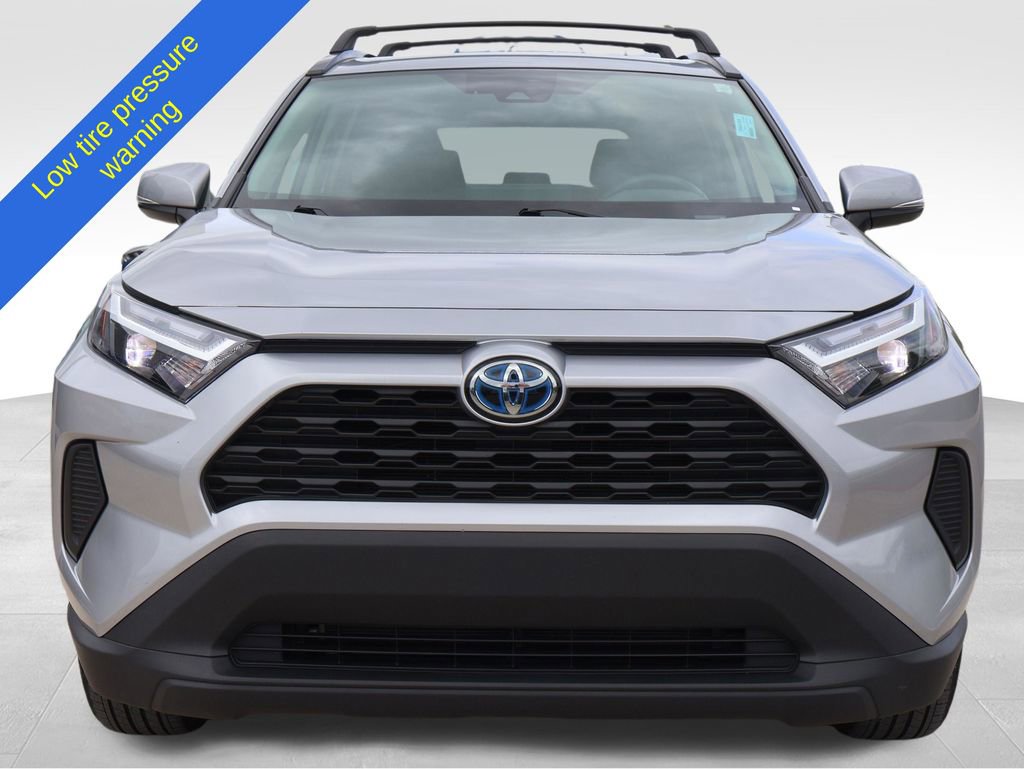 Used 2023 Toyota RAV4 XLE w/ Convenience Package AWD/4WD image 7