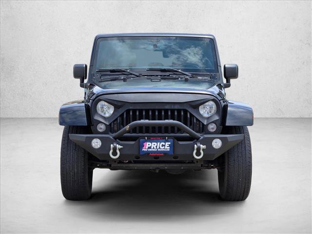 Used 2016 Jeep Wrangler Unlimited Sahara w/ Connectivity Group AWD/4WD image 2