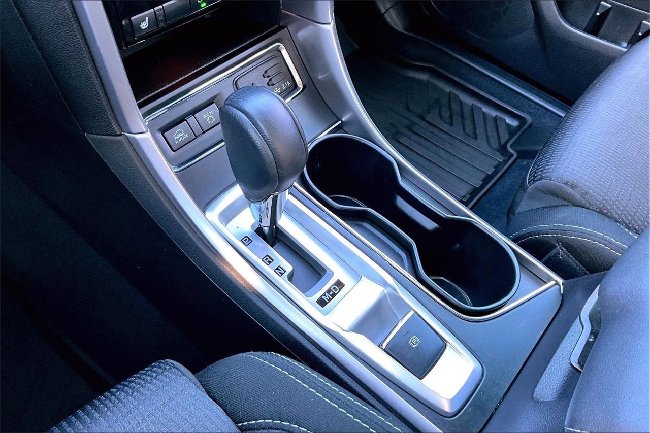 Used 2021 Subaru Ascent Premium w/ Convenience Package image 30