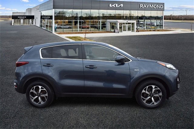 Certified 2020 Kia Sportage LX image 2
