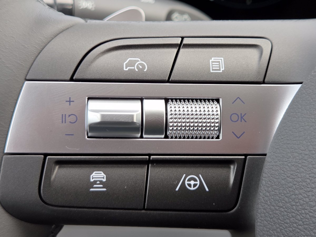 New 2027 Hyundai Kona Limited AWD/4WD image 35