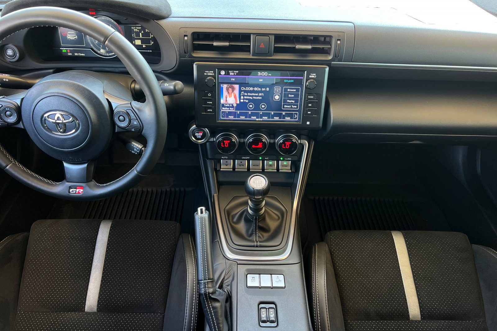 Used 2025 Toyota GR86 Premium w/ ALL Weather Mat Package (TMS) RWD image 13