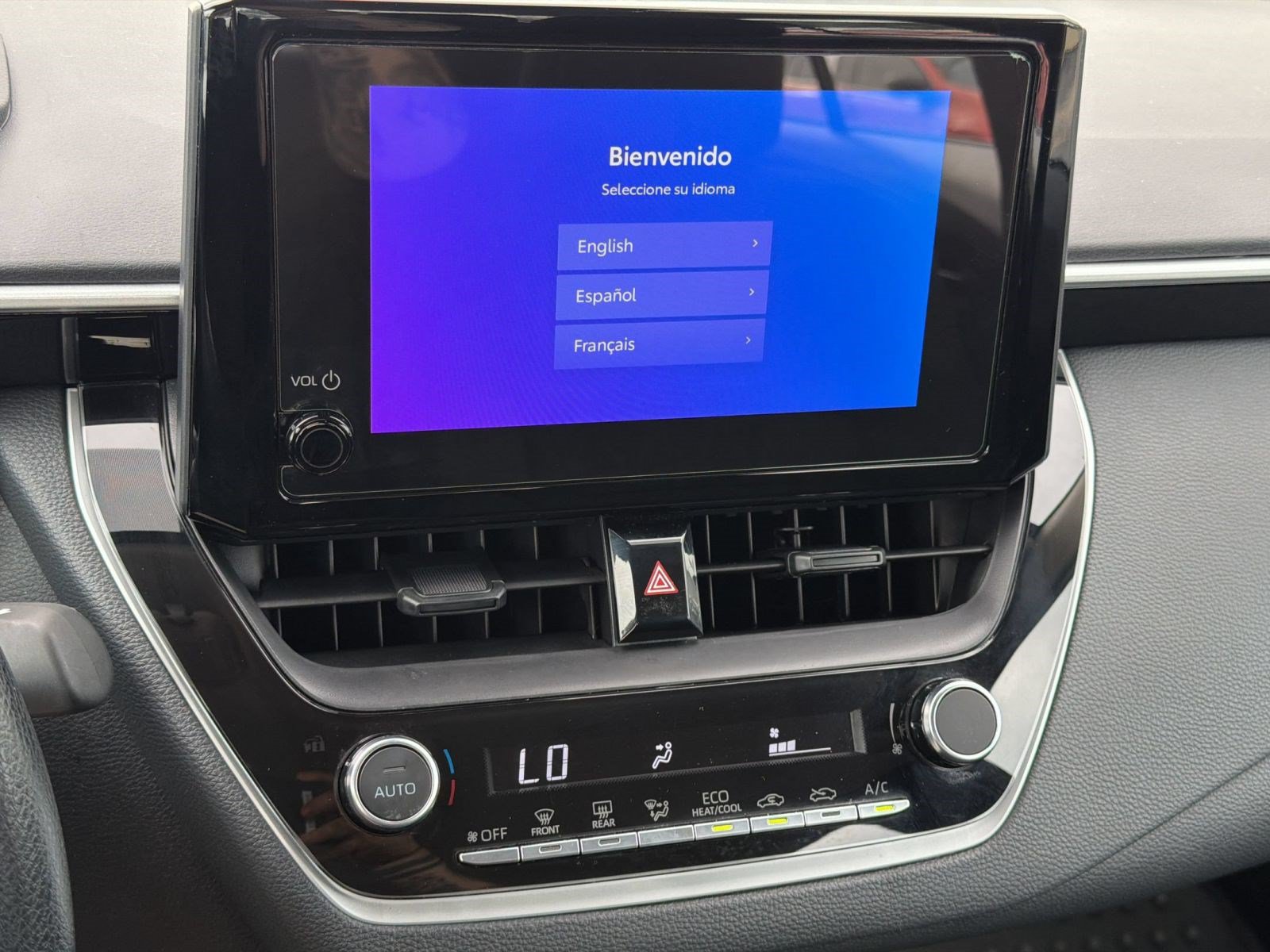 Used 2025 Toyota Corolla LE FWD image 21