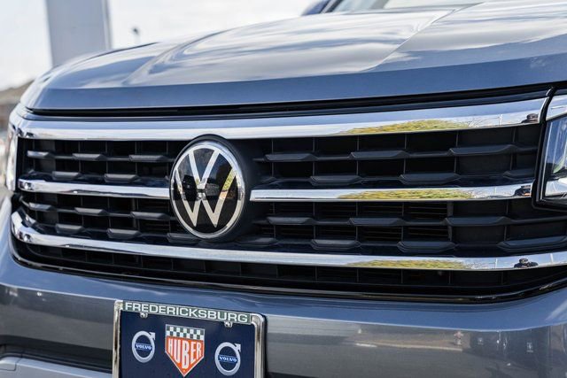 Used 2021 Volkswagen Atlas Cross Sport SEL image 13