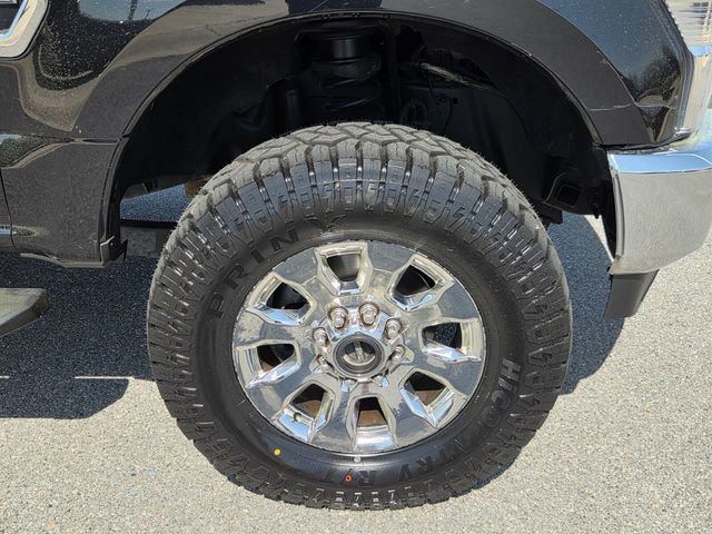 Used 2020 Ford F250 XLT w/ FX4 Off-Road Package image 16