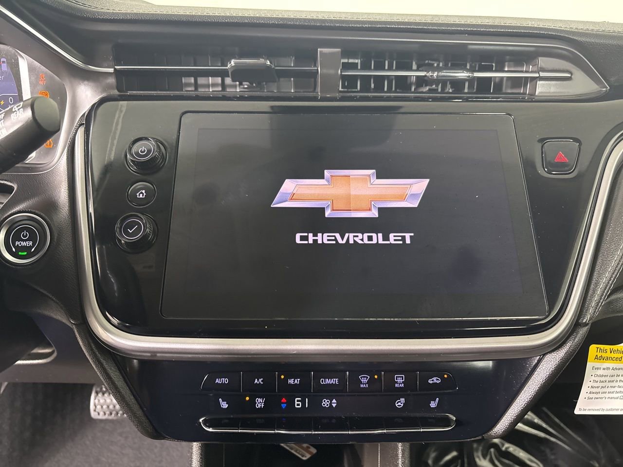 Used 2022 Chevrolet Bolt EUV LT w/ Comfort Package image 13