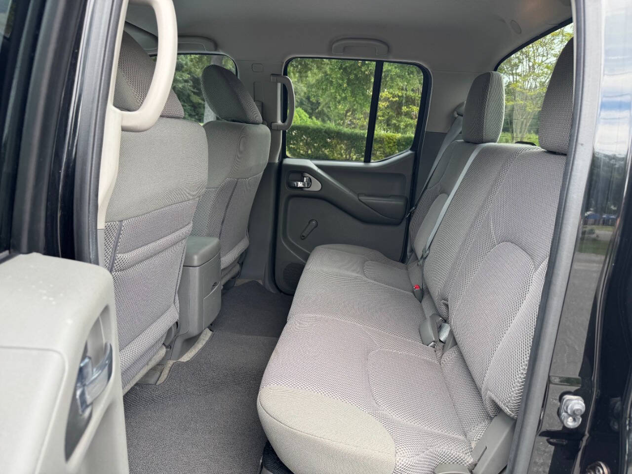 Used 2015 Nissan Frontier S AWD/4WD image 12