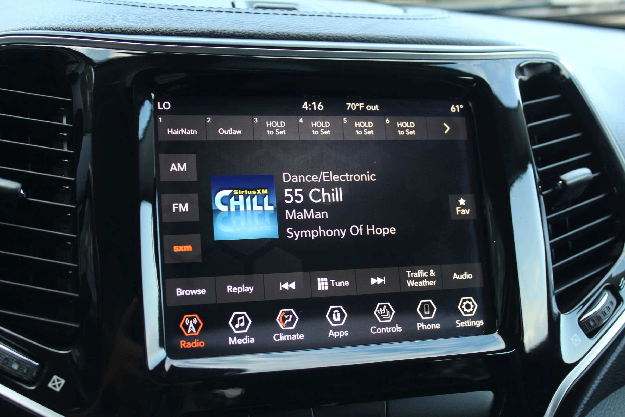 Used 2019 Jeep Cherokee Limited image 35