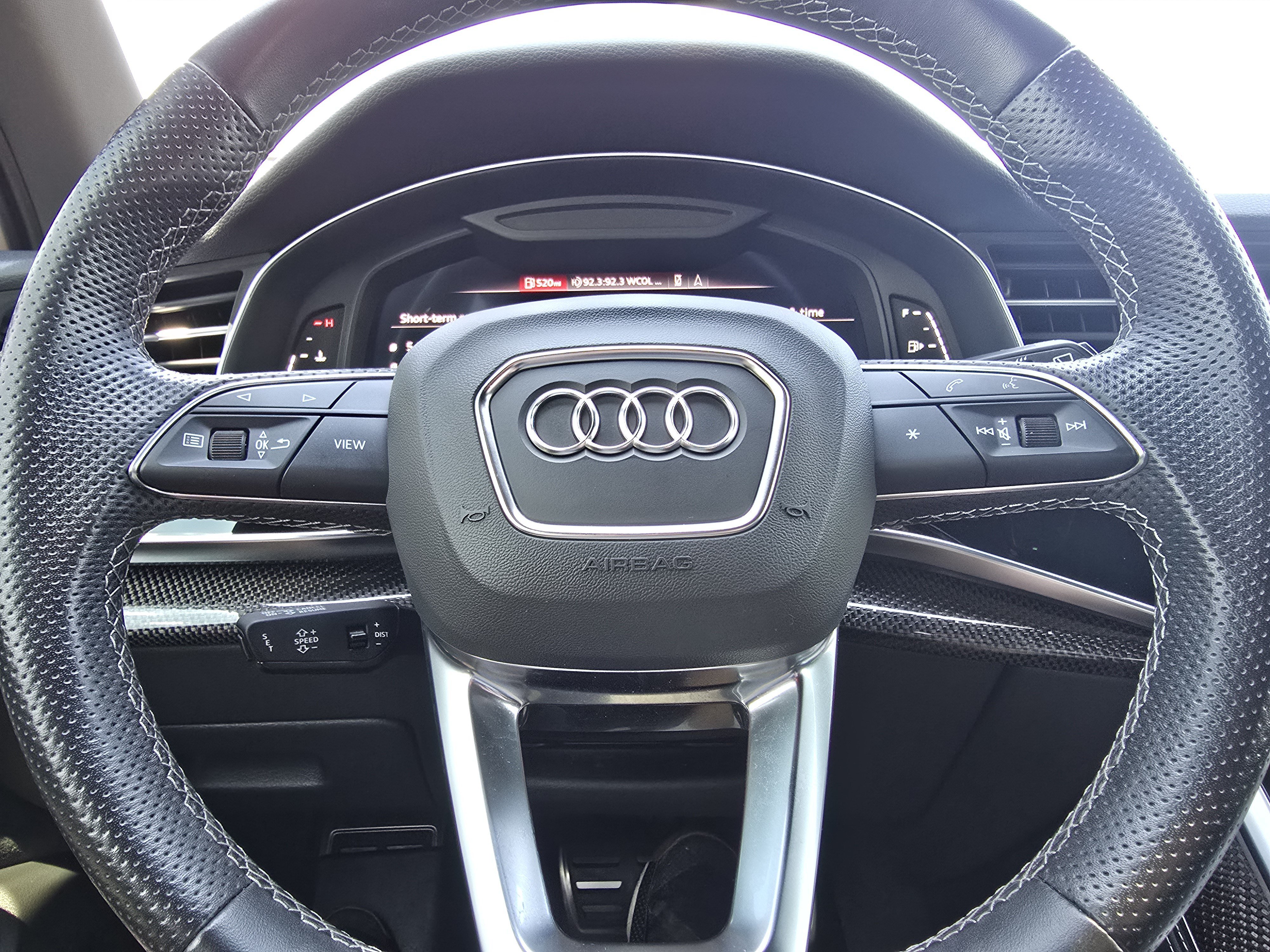 Certified 2023 Audi SQ7 Premium Plus w/ Executive Package AWD/4WD image 25