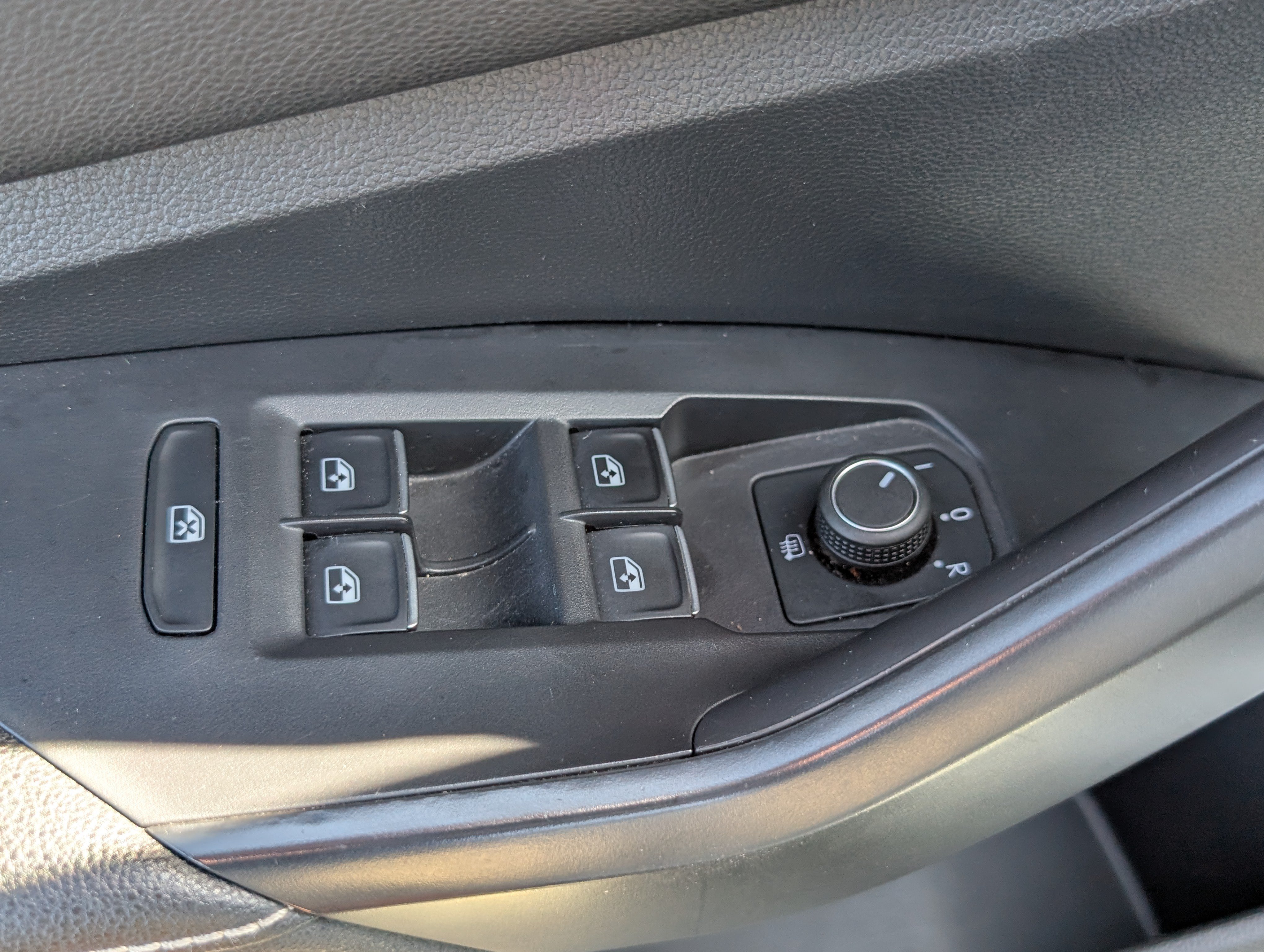 Used 2024 Volkswagen Jetta S FWD image 18