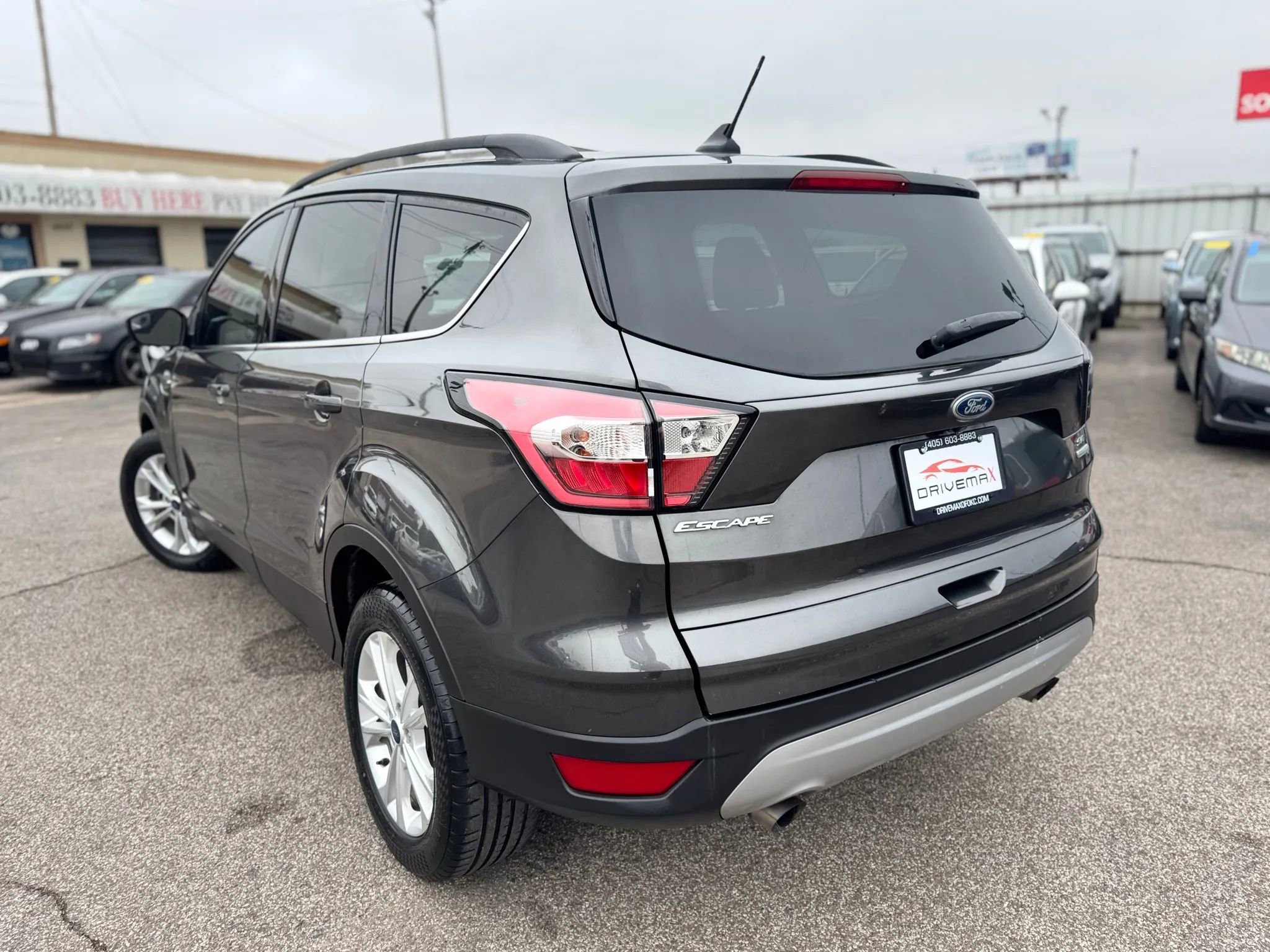 Used 2018 Ford Escape SE w/ SE Sync 3 Package image 5