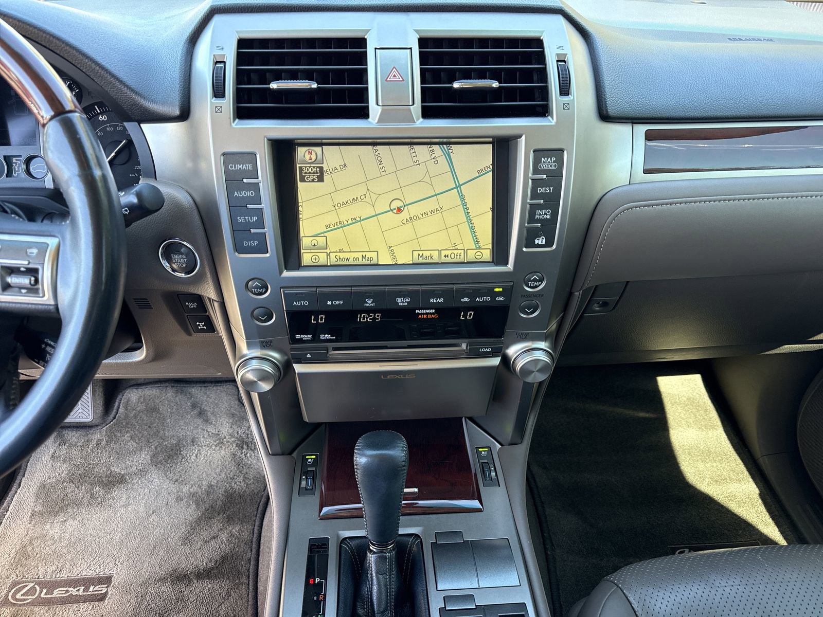 Used 2010 Lexus GX 460 image 32