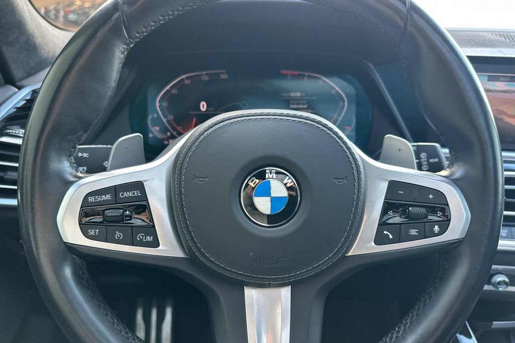 Used 2020 BMW X7 xDrive40i w/ M Sport Package image 27