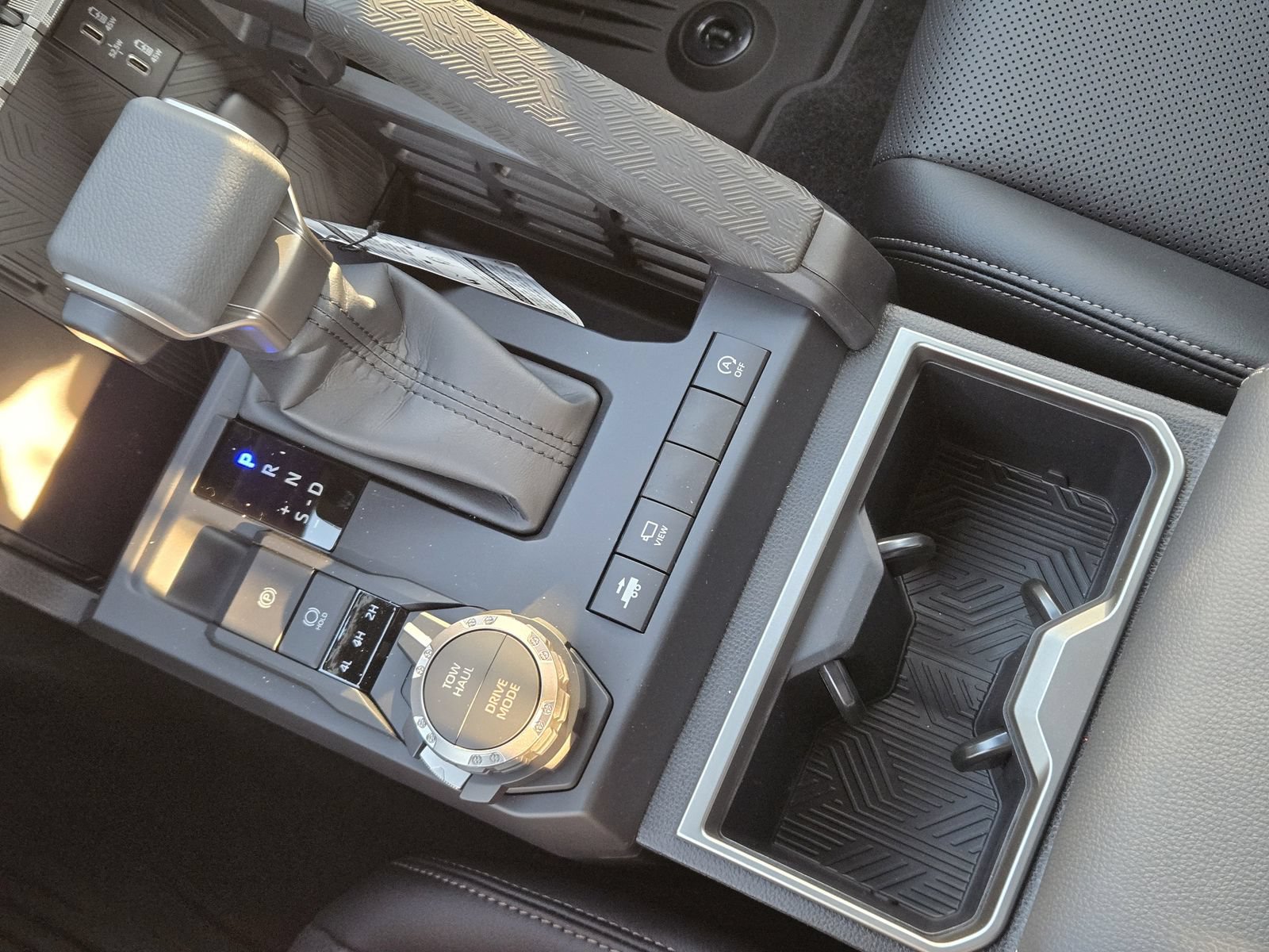 New 2026 Toyota Tacoma Limited AWD/4WD image 18