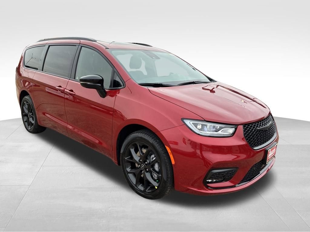 New 2026 Chrysler Pacifica Select image 7