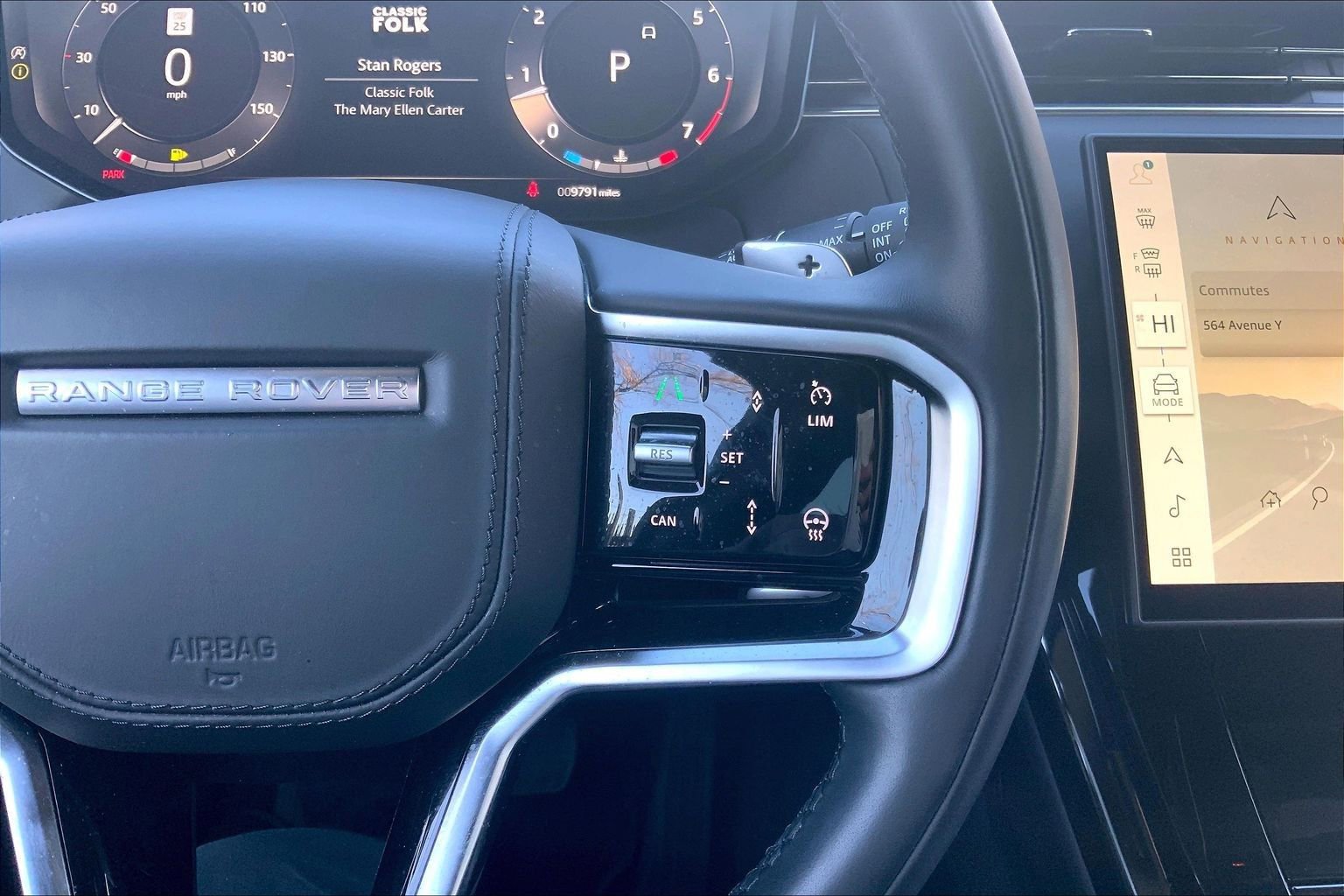 Used 2024 Land Rover Range Rover Sport SE image 24