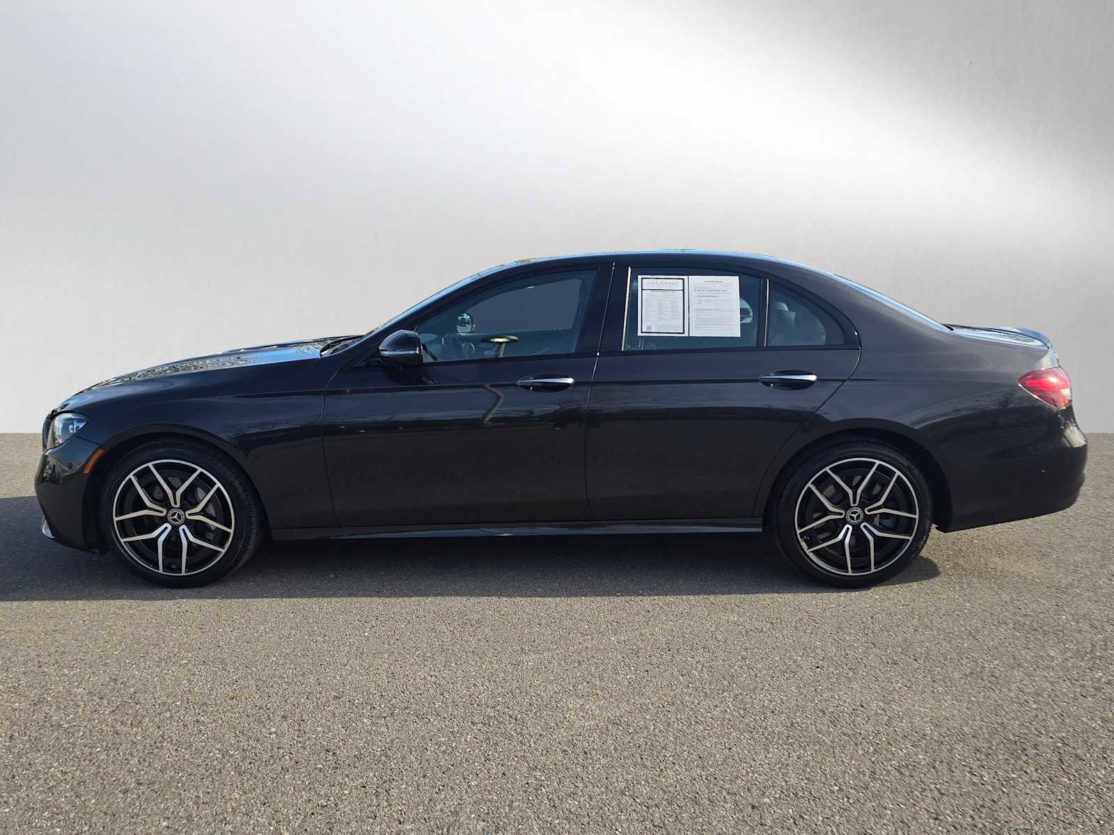 Used 2023 Mercedes-Benz E 450 4MATIC Sedan image 6