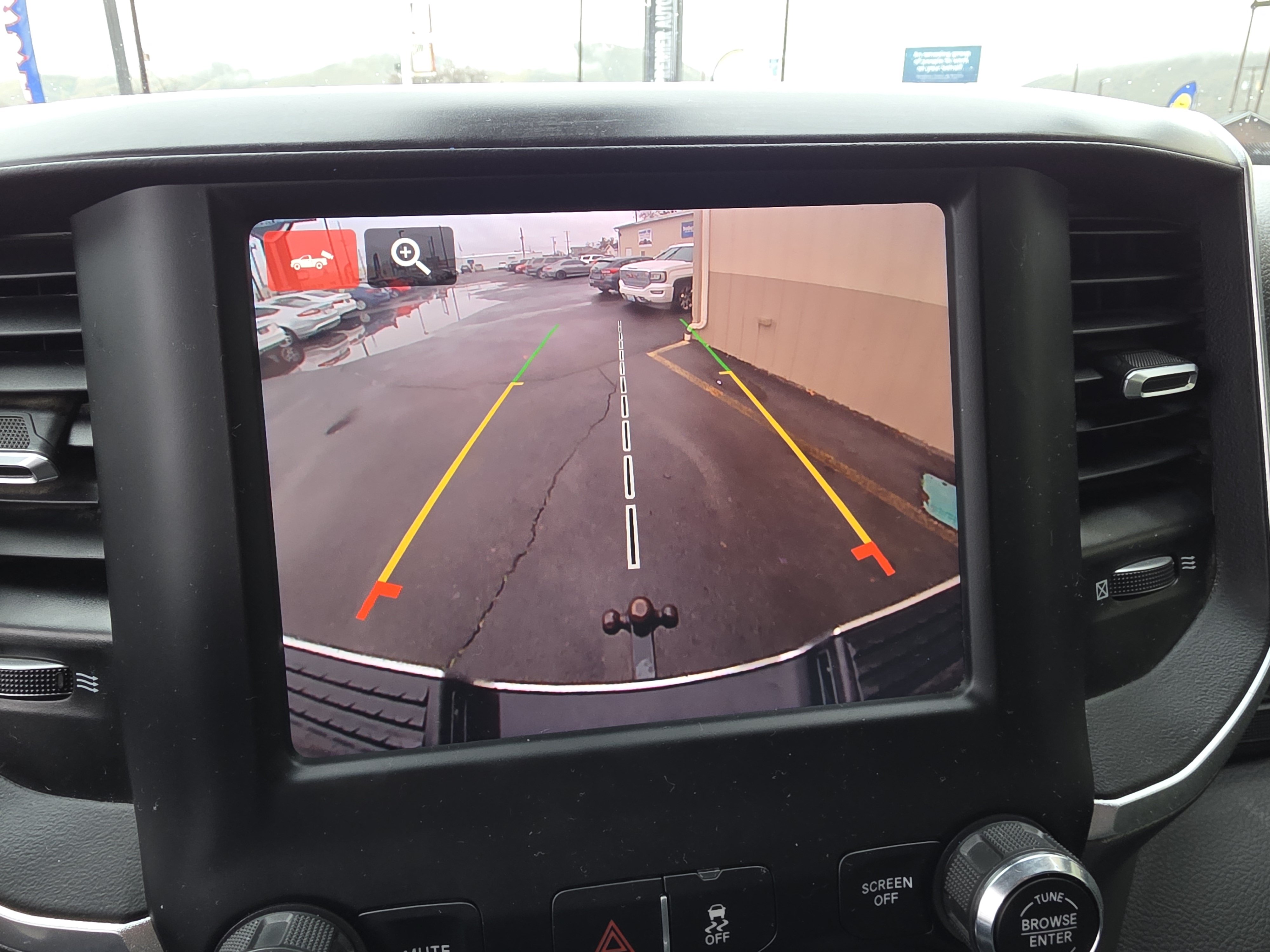 Used 2024 RAM 2500 Big Horn AWD/4WD image 17