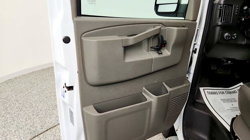 Used 2025 Chevrolet Express 2500 w/ Driver Convenience Package RWD image 10