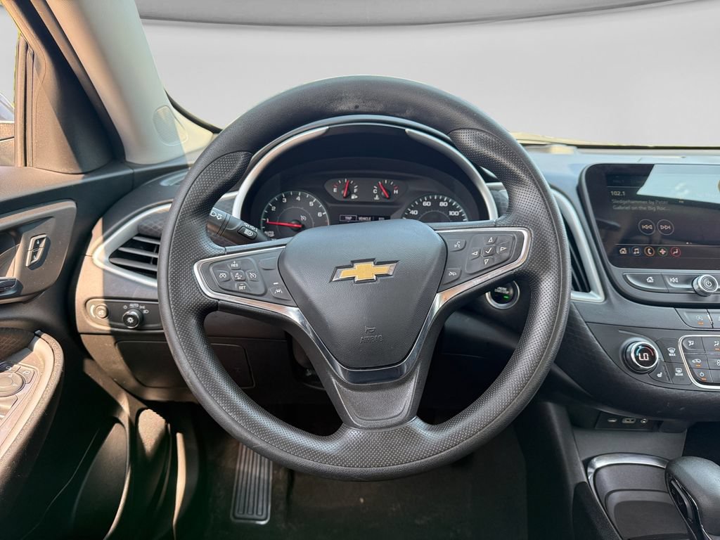 Used 2024 Chevrolet Malibu LT FWD image 14