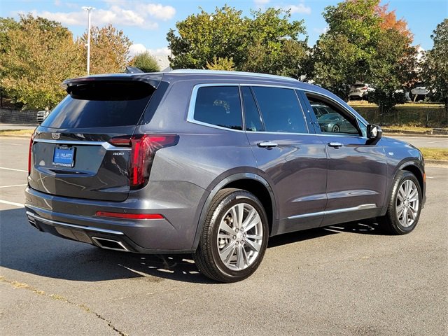 Used 2023 Cadillac XT6 Premium Luxury image 3
