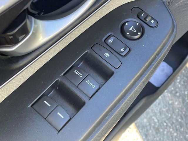 Used 2017 Honda CR-V EX image 14