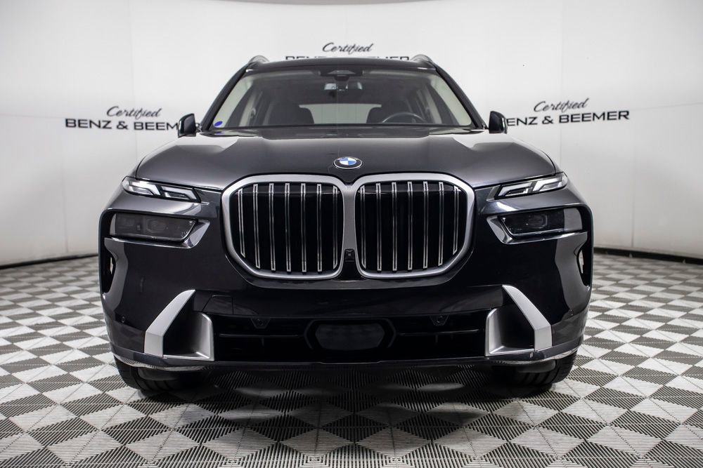 Used 2024 BMW X7 xDrive40i w/ Parking Assistance Package image 7