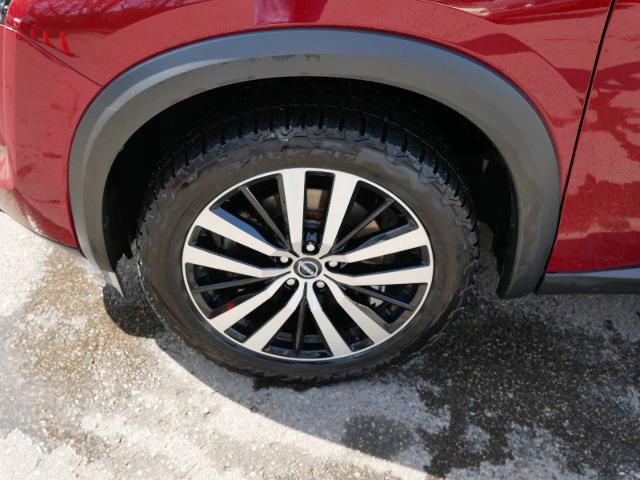 Certified 2023 Nissan Pathfinder Platinum w/ Cargo Package image 9