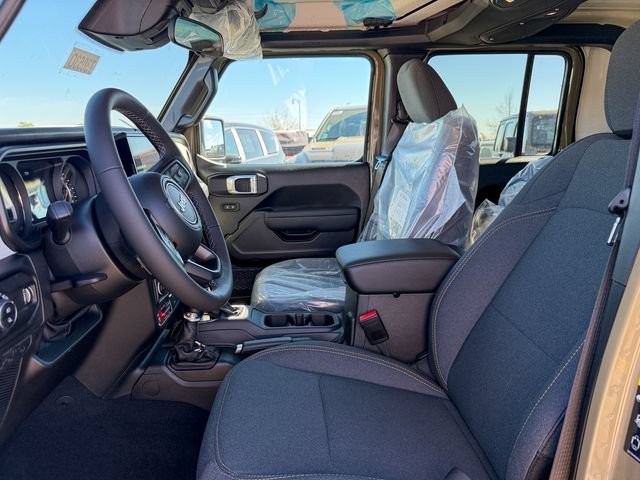 New 2026 Jeep Gladiator Sport AWD/4WD image 14