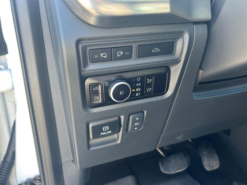 Used 2023 Ford F150 Lariat w/ Equipment Group 502A High AWD/4WD image 21