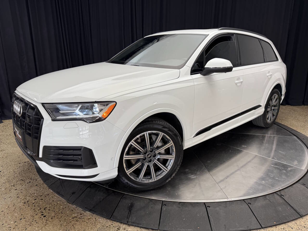 Used 2022 Audi Q7 2.0T Premium Plus w/ Premium Plus Package image 3