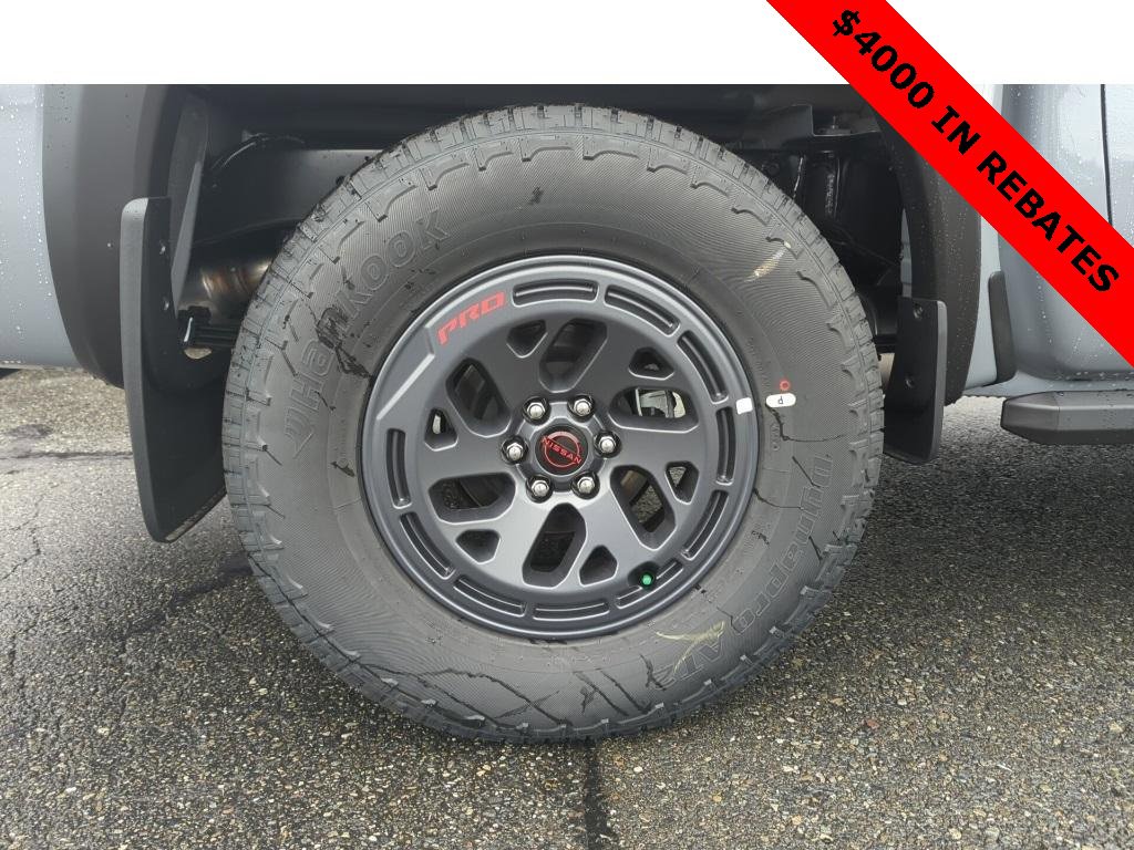 New 2025 Nissan Frontier PRO-4X image 9