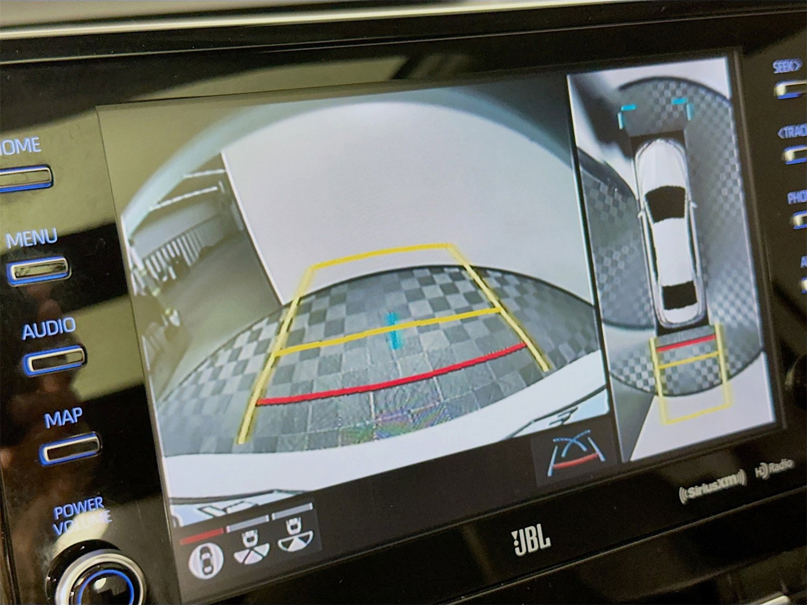 Used 2024 Toyota Camry XSE w/ Navigation Package image 14