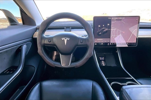 Used 2019 Tesla Model 3 Long Range image 8