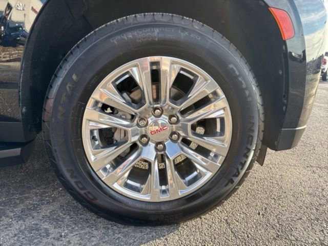 Used 2022 GMC Yukon XL Denali AWD/4WD image 22