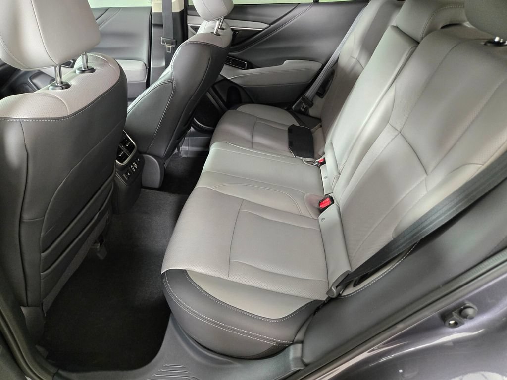 Certified 2025 Subaru Outback Limited XT AWD/4WD image 16