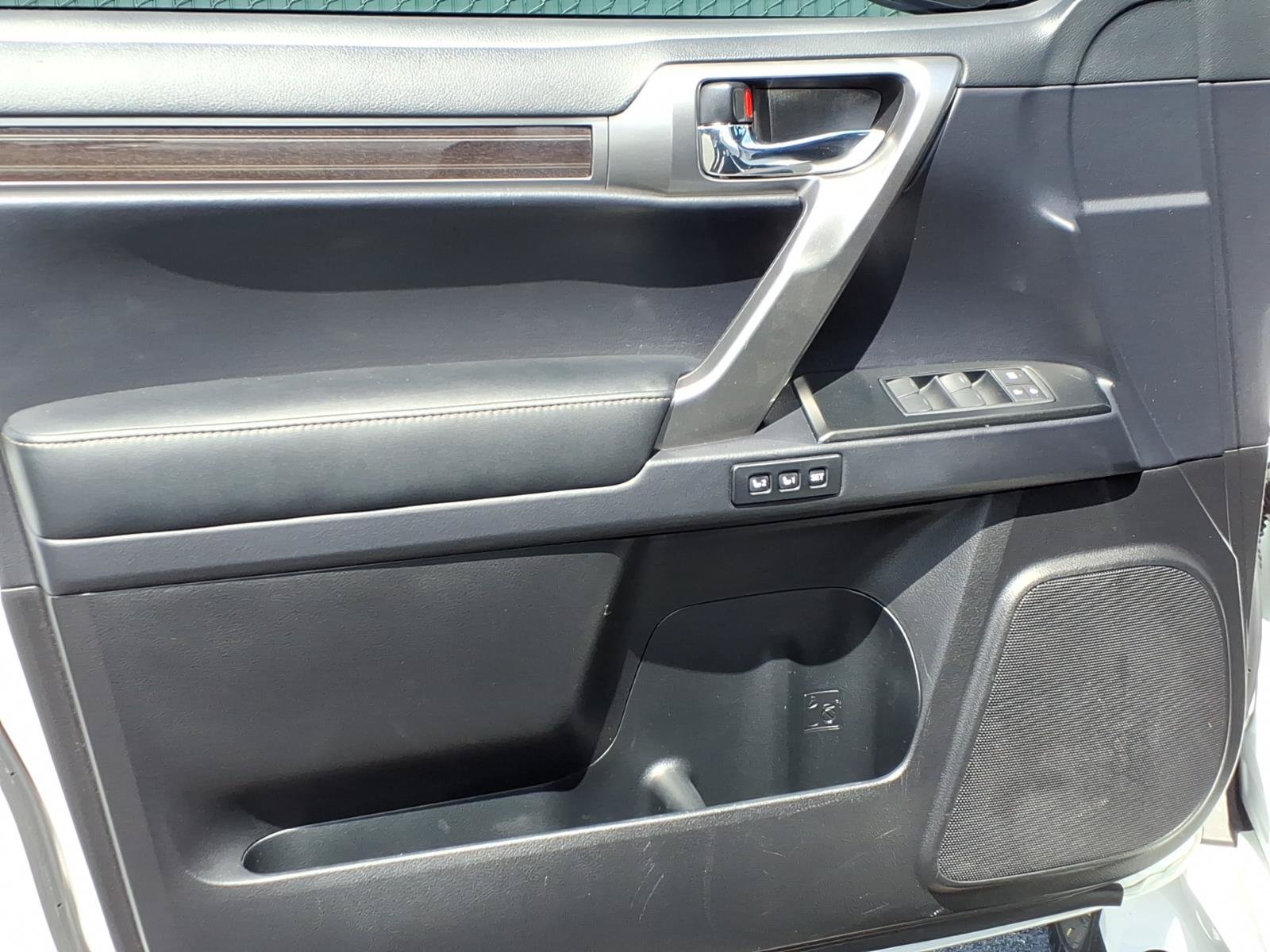 Used 2022 Lexus GX 460 Premium w/ Premium Package AWD/4WD image 20