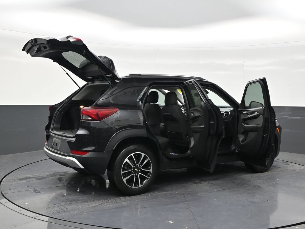 Used 2024 Chevrolet TrailBlazer LT FWD image 27