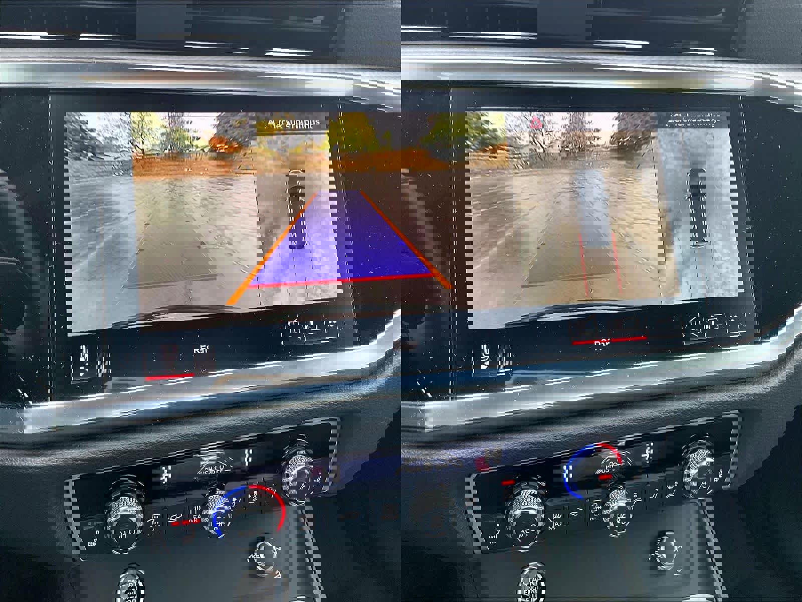 Used 2025 Audi Q3 2.0T Premium Plus image 24