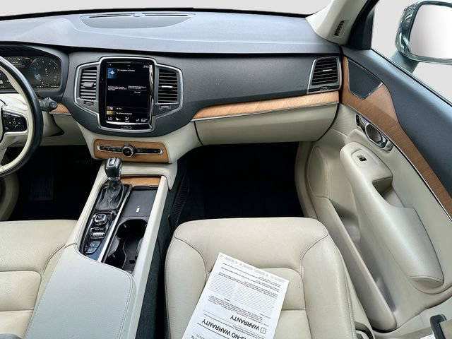 Used 2021 Volvo XC90 T5 Momentum image 26