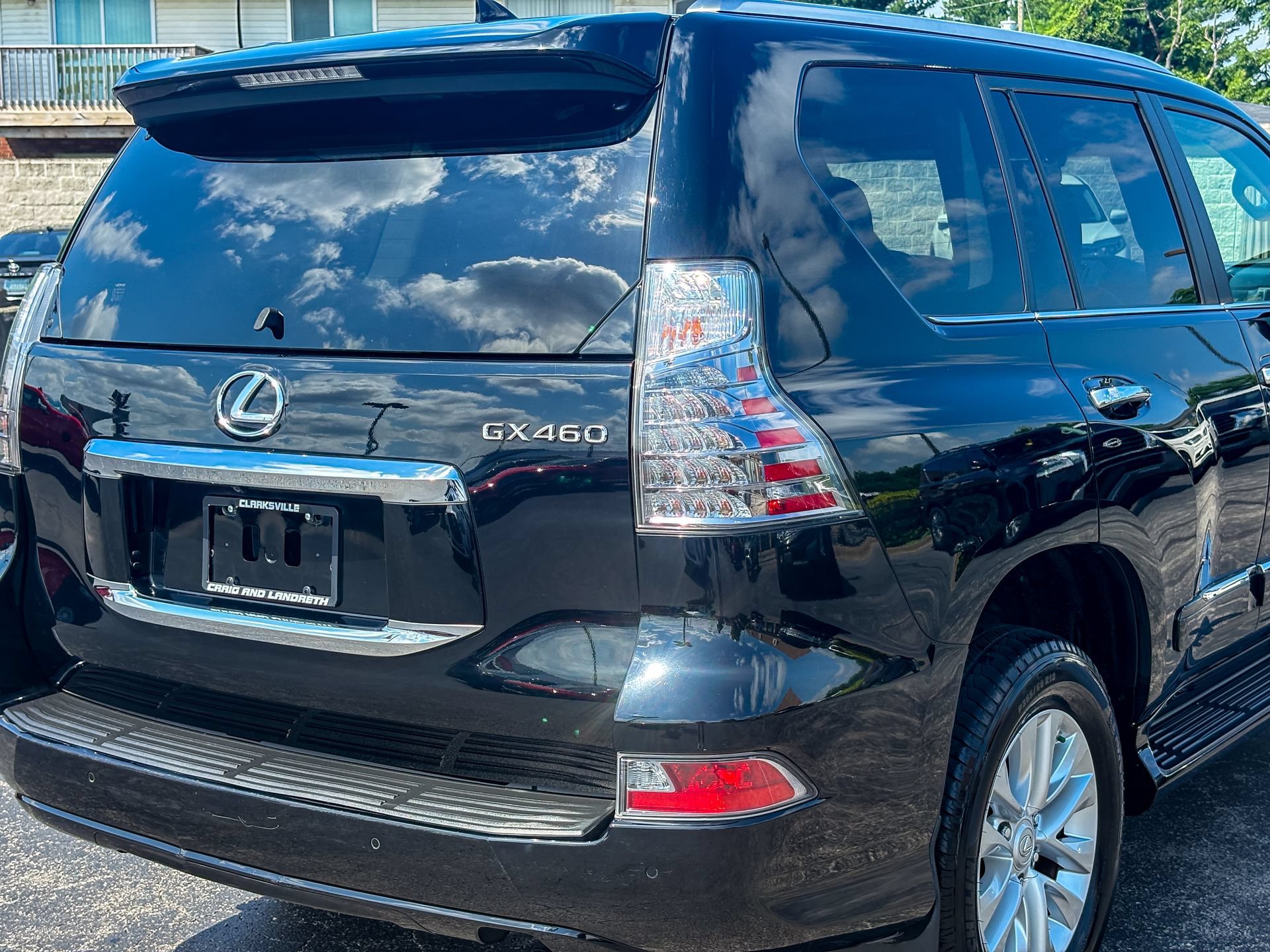 Used 2016 Lexus GX 460 w/ Premium Package AWD/4WD image 15