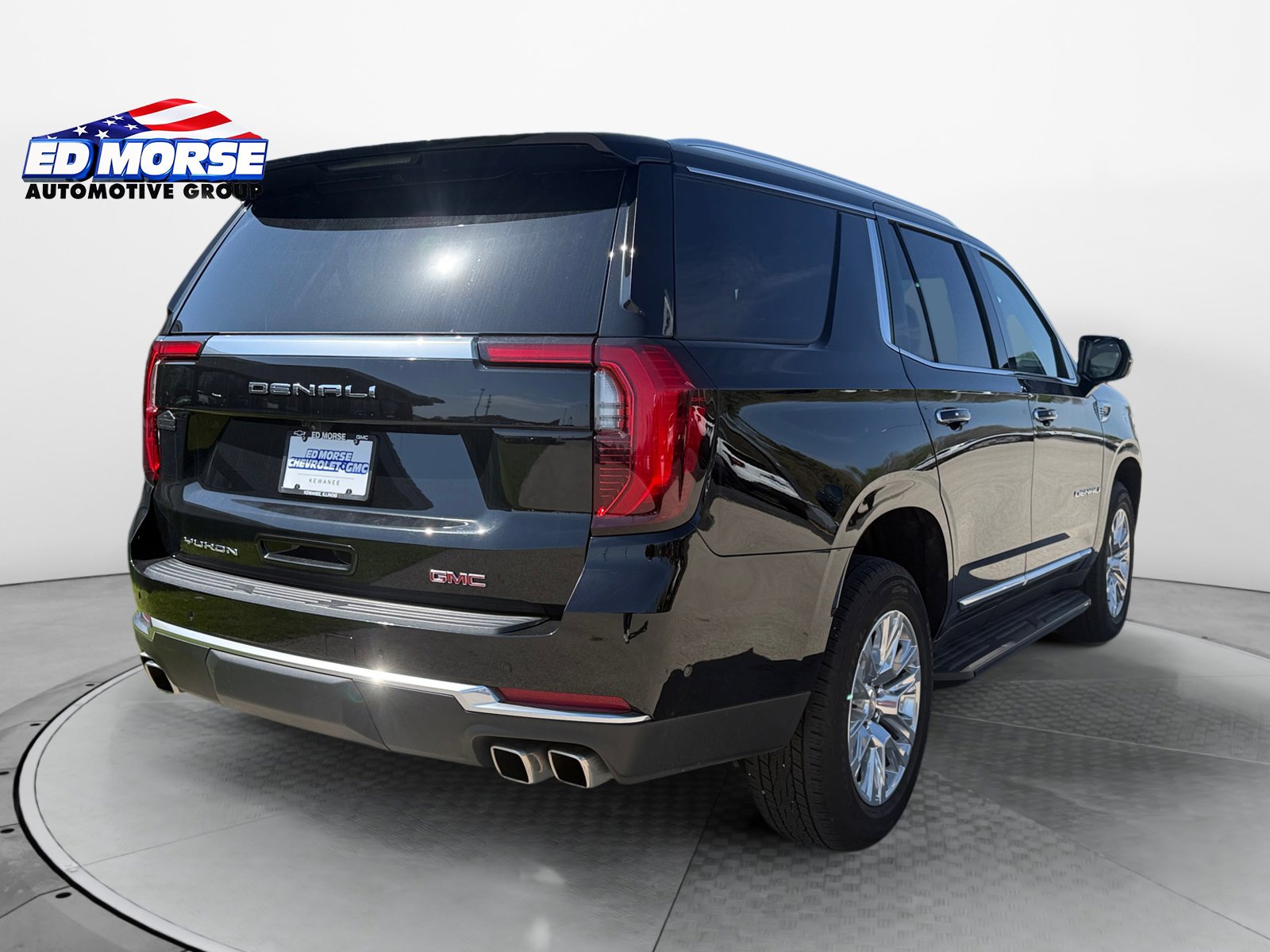 Certified 2025 GMC Yukon Denali AWD/4WD image 5